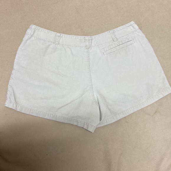Banana Republic Corduroy Khaki Shorts Size 4 - Picture 12 of 16